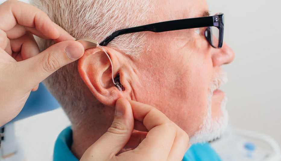 Dispelling the Myths: Common Misconceptions About Hearing Aids Debunked