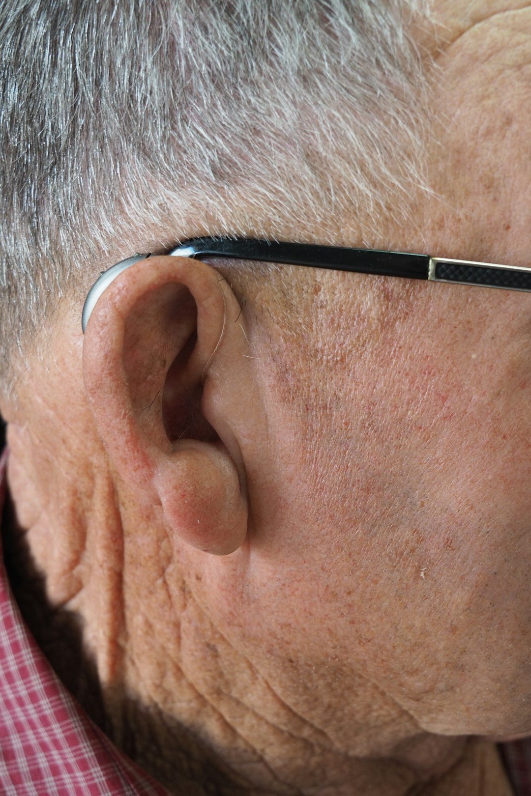 The Role of Hearing Aids in Improving Communication